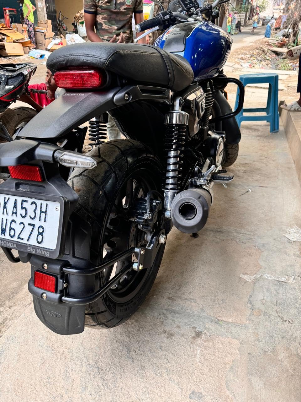 Premium Rear Reflector Tyre Hugger | Mudguard | Splash Guard For HON-DA HIGHNESS CB/RS 350