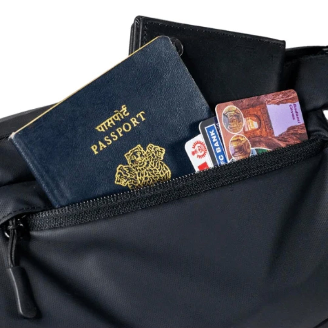 Carbonado Rock Waist Pouch - Black
